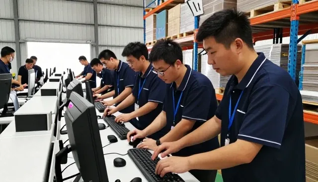 来图定制如何推动团队协作效率提升